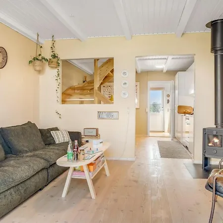 Sinika - 400m From The Sea By Interhome *